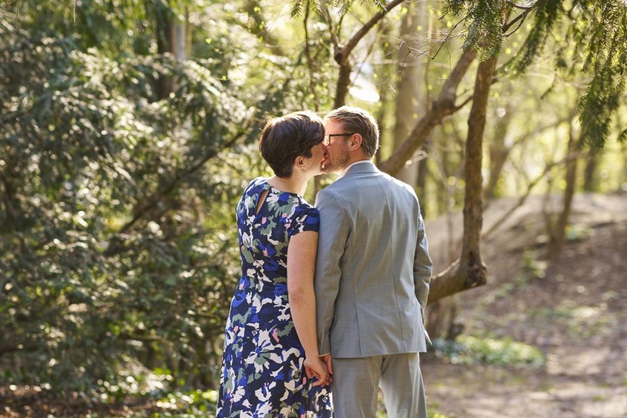 Portraits des Hochzeitspaares beim Brautpaarshooting